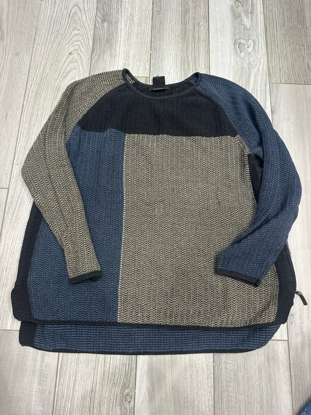 NIC+ZOE Men's Colorblock Crewneck Sweater in Blue and Tan